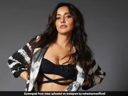 Neha Sharma’s Nutrient-Packed Smoothie Bowl Is Food Goals Neha Sharma’s Nutrient-Packed Smoothie Bowl Is Food Goals