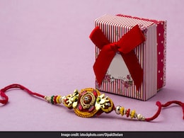 Happy Raksha Bandhan 2021: Rakhi Wishes, Messages, SMS, Status For Facebook And WhatsApp Happy Raksha Bandhan 2021: Rakhi Wishes, Messages, SMS, Status For Facebook And WhatsApp