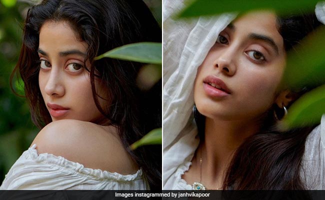 We Simply Cannot Look Away From Janhvi Kapoor As She Sets Glowing Beauty Goals