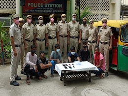 टैटू से सुलझी हत्या की गुत्थी, बीवी ने ब्वॉयफ्रेंड के साथ मिलकर किया पति का मर्डर; सात अरेस्ट टैटू से सुलझी हत्या की गुत्थी, बीवी ने ब्वॉयफ्रेंड के साथ मिलकर किया पति का मर्डर; सात अरेस्ट