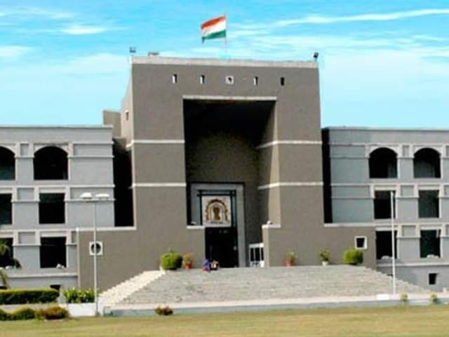 गुजरात हाईकोर्ट ने लव जिहाद कानून की कुछ धाराओं को लागू करने पर लगाई  रोक