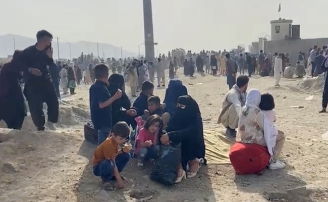 Russia Offers To Fly Afghans Out Of Afghanistan To Other Countries