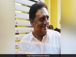Prakash Raj को गिरने से लगी चोट, ट्वीट कर बोले- दुआओं में याद रखना... Prakash Raj को गिरने से लगी चोट, ट्वीट कर बोले- दुआओं में याद रखना...