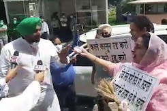 On Camera, Akali's Harsimrat Badal, Congress Leader's Shouting Match On Camera, Akali's Harsimrat Badal, Congress Leader's Shouting Match