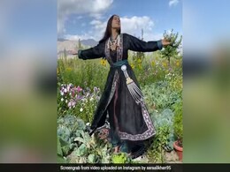 Sara Ali Khan's <I>Silsila</i> Moment In Ladakh Is As Filmy As It Gets Sara Ali Khan's <I>Silsila</i> Moment In Ladakh Is As Filmy As It Gets