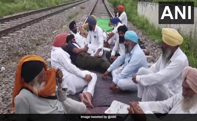 Farmers' Protest Hits Train Movement, National Highway In Punjab's Jalandhar