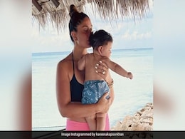 Kareena Kapoor Kisses Baby Jeh In New Pic From Maldives. He Is 6 Months Old Now Kareena Kapoor Kisses Baby Jeh In New Pic From Maldives. He Is 6 Months Old Now