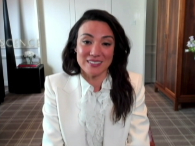 Hugh Jackman is Magnetic to Watch: <i>Reminiscence</i> Director Lisa Joy