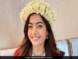 रश्मिका मंदाना ने सिर पर फूलों का ताज पहनकर शेयर कीं Photos, बोलीं- जब जॉबलेस होती हूं तो... रश्मिका मंदाना ने सिर पर फूलों का ताज पहनकर शेयर कीं Photos, बोलीं- जब जॉबलेस होती हूं तो...