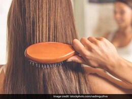7 Healthy Foods That May Help Reduce Hair Fall
