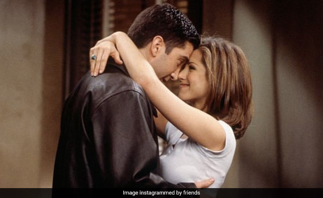 The One Where Jennifer Aniston And David Schwimmer Might Be Dating IRL