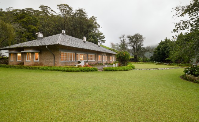 #LuxuryHomestays: Experience The Planters' Life In Munnar At These Heritage Tea Estate Bungalows
