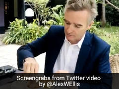 British Official Eats Dosa With Hands, Desi Foodies Are Loving It