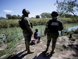 US Supreme Court Temporarily Blocks Reinstatement Of Trump-Era Immigration Policy US Supreme Court Temporarily Blocks Reinstatement Of Trump-Era Immigration Policy