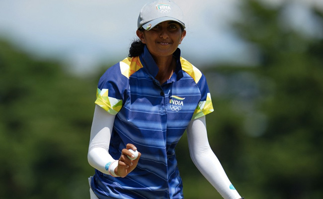 Tokyo Olympics: गोल्फर अदिति अशोक इतिहास रचने की कगार पर, दूसरे स्थान पर, कल होगा स्वर्ण पदक का फैसला