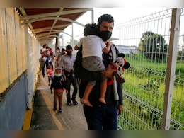 US Supreme Court Revives "Remain In Mexico" Immigration Policy US Supreme Court Revives "Remain In Mexico" Immigration Policy