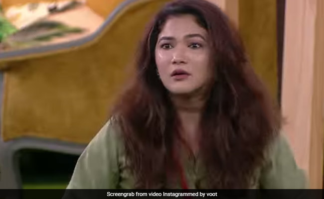 <i>Bigg Boss OTT</i>: Pratik Sehajpal Finds A New Target In Ridhima Pandit