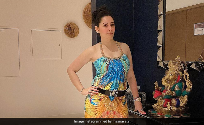 On Maanayata Dutt's "Gratitude" Post, Trishala And Others Drop Red Hearts