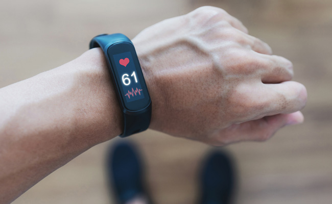 Amazon Great Freedom Festival: Don't Miss These Amazing Deals On Fitness Trackers