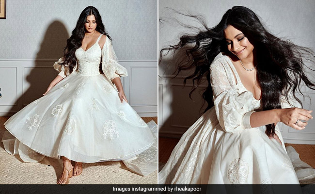 Rhea Kapoor's White Wedding Dress By Abu Jani Sandeep Khosla Came With A Chic Embroidered Jacket