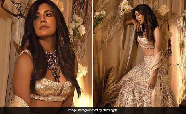 Chitrangda Singh's Stunning <i>Lehenga</i> Could Make Any Wedding Her Personal Runway
