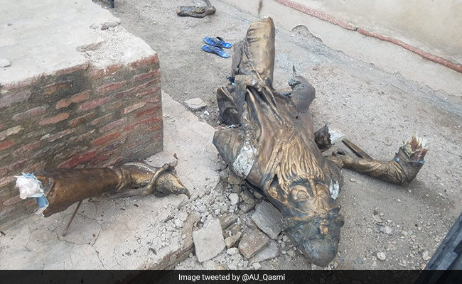 Maharaja Ranjit Singh's Statue Vandalised In Pakistan: Report
