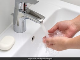 How Many Times Should You Reuse Bath Towel? Other Hygiene Questions Answered How Many Times Should You Reuse Bath Towel? Other Hygiene Questions Answered