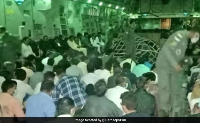 "नागरिकता कानून क्यों जरूरी था": अफगान संकट पर केंद्रीय मंत्री हरदीप सिंह पुरी ने कहा