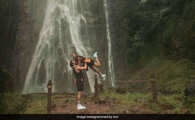 Alanna Panday Got "The Best Birthday Surprise" From Boyfriend Ivor McCray