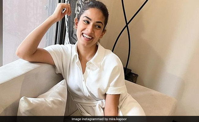 Mira Rajput's Rs 44K Anya Hindmarch Tote Is Big Enough To Fit Her "Life And All Its Doubts Inside"