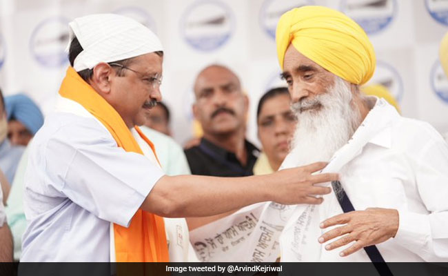 Former Punjab Minister Sewa Singh Sekhwan Joins AAP In Arvind Kejriwal's Presence