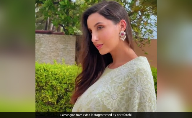 नोरा फतेही ने 'Saafpanii' सॉन्ग पर दिए क्यूट एक्सप्रेशन, खूबसूरत अंदाज ने जीता फैन्स का दिल...देखें Video