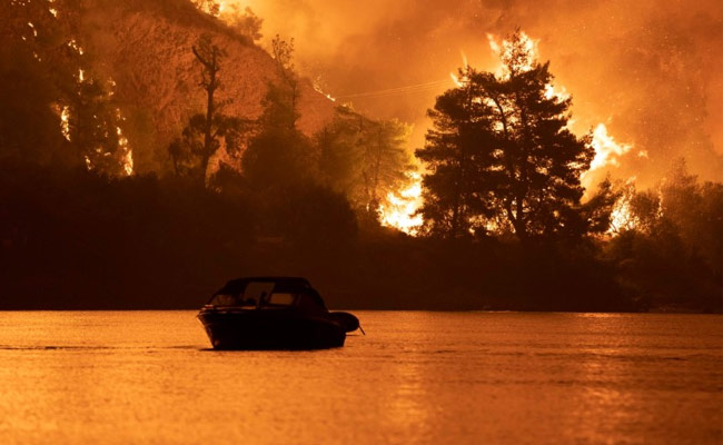 "Where Are We Going To Go?" Residents Flee As Fires Reach Athens Suburbs