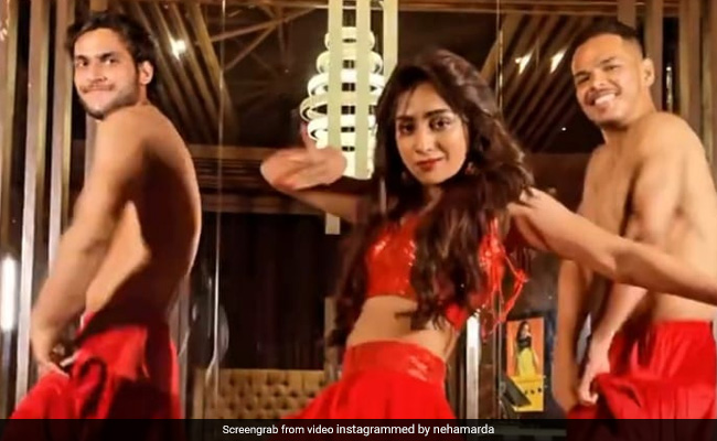 Neha Marda ने 'परम सुंदरी' सॉन्ग पर किया धमाकेदार डांस, देख फैन्स के उड़े होश...Video वायरल