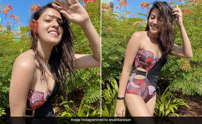 It Feels A Lot Like Summer When Anushka Ranjan Enjoys Pool Day In A Rs 24K Cutout Trikini