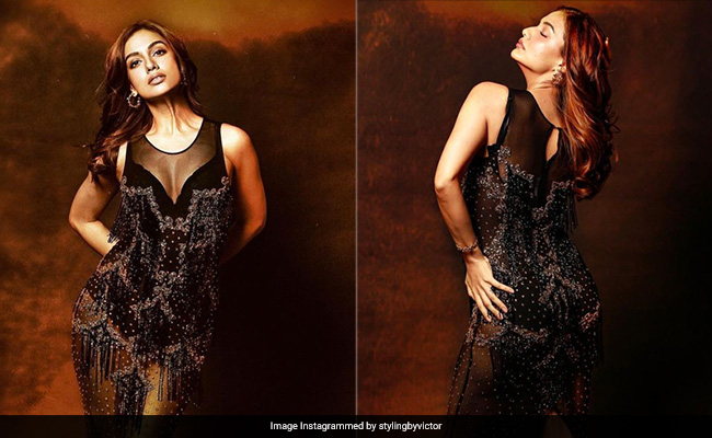 Divya Agarwal Is Making Heads Turn In A Sheer Sequin Black Gown