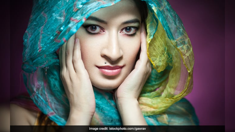 चेहरे पर तिल क्या बताते हैं? किस तिल को माना जाता है पैसे और अमीरी का संकेत, जान&zwj;िए यहां