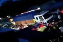 Escorted By Police, Trucks Move Into Mizoram Through Assam Border Escorted By Police, Trucks Move Into Mizoram Through Assam Border