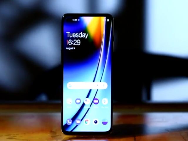 Oneplus Nord 2 vs Oneplus Nord CE 5G - Which Is the Nord for You?