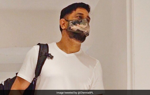 IPL 2021: चेन्नई पहुंचे धोनी, इस बार साक्षी और जीवा भी साथ में, देखें Video