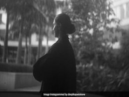 The Only Thing Missing In Deepika Padukone's Black And White Moment Is A Prateek Kuhad Song The Only Thing Missing In Deepika Padukone's Black And White Moment Is A Prateek Kuhad Song