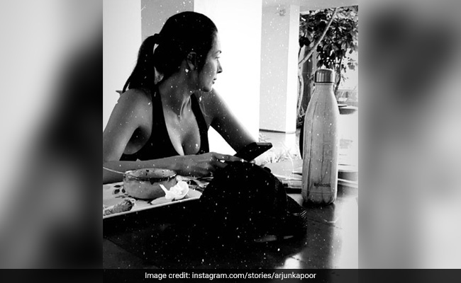 Pics From Malaika Arora And Arjun Kapoor's Date. See What They Posted