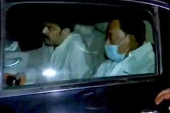 Minister Narayan Rane, Arrested For "Slap Thackeray" Remark, Gets Bail Minister Narayan Rane, Arrested For "Slap Thackeray" Remark, Gets Bail