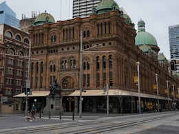 Australia Pandemic Panel Backs Reopening Targets Despite Sydney Outbreak