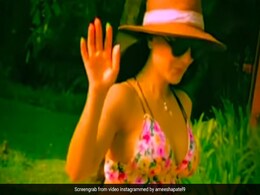 अमीषा पटेल ने राउंड हैट और सनग्लास में यूं की स्टाइलिश वॉक, बार-बार देखा जा रहा Video अमीषा पटेल ने राउंड हैट और सनग्लास में यूं की स्टाइलिश वॉक, बार-बार देखा जा रहा Video