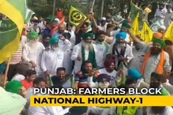 Punjab Sugarcane Farmers Block Highway, Want Hike In State Purchase Price Punjab Sugarcane Farmers Block Highway, Want Hike In State Purchase Price
