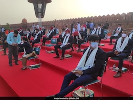 Neeraj Chopra, PV Sindhu, Mirabai Chanu Highlight India's Olympic Contingent At 75th Independence Day Celebrations Neeraj Chopra, PV Sindhu, Mirabai Chanu Highlight India's Olympic Contingent At 75th Independence Day Celebrations