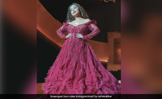 नेहा कक्कड़ ने 'दिल को करार आया' सॉन्ग पर दिखाया ऐसा अंदाज, वायरल हो गया Video