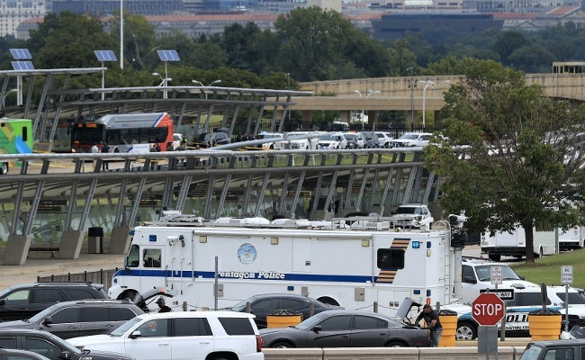 Police Officer Killed In Incident Outside Pentagon