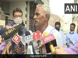 इतिहास रचने से चूकी भारतीय महिला हॉकी टीम, कप्तान रानी रामपाल के पिता बोले- 'मेरे लिये ये जीत' इतिहास रचने से चूकी भारतीय महिला हॉकी टीम, कप्तान रानी रामपाल के पिता बोले- 'मेरे लिये ये जीत'